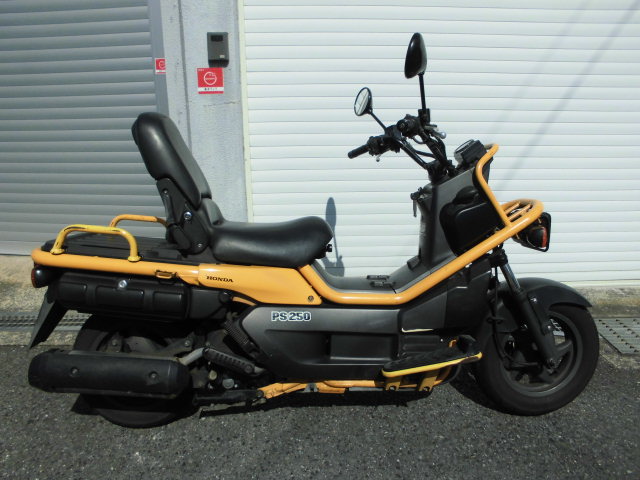 ☆ホンダ PS250 大阪府 箕面市より☆