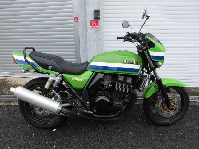 カワサキ ZRX